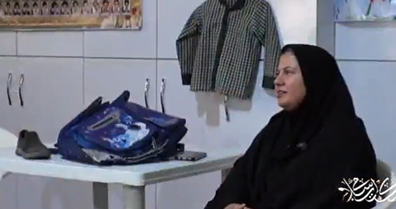 دختران موکب علمی امام صادق پای صحبت مادر شهید چملی پور