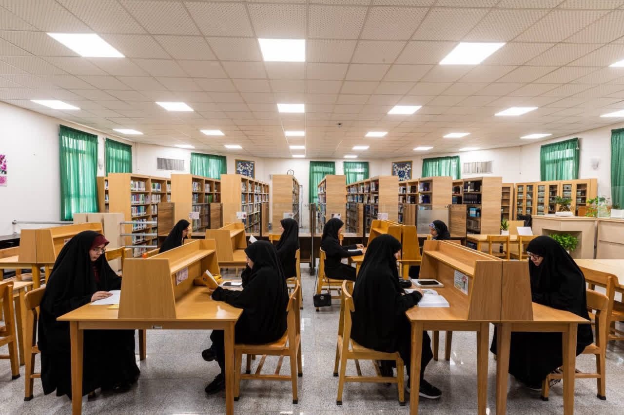 اعتکاف علمی بانوان مکتب اسلامی سبزوار در ایام اربعین