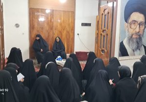 دیدار دختران موکب علمی امام صادق علیه السلام با همسر شهید شمس آبادی و همسر آیت الله عالمی
