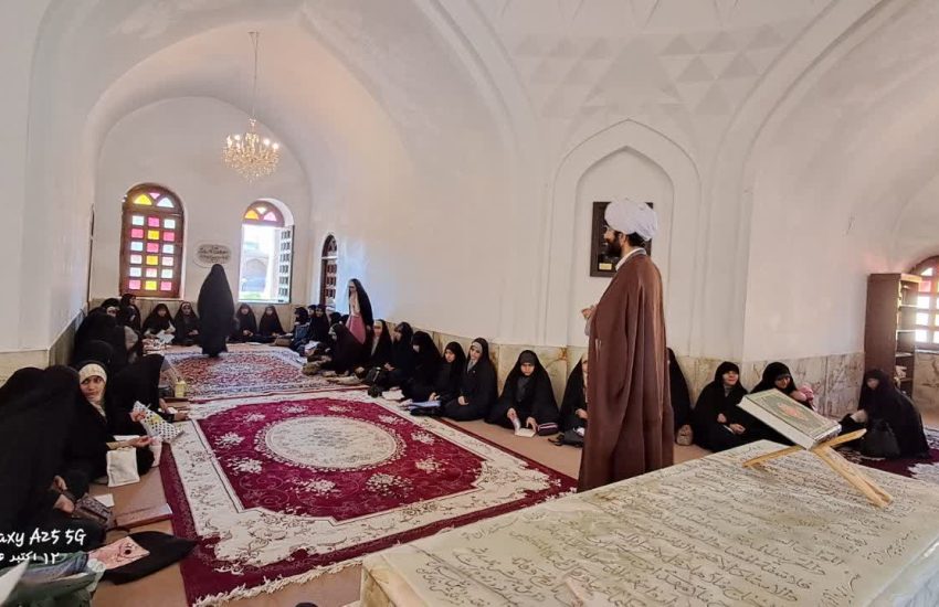 جلسۀ علوم عقلی موکب علمی امام صادق علیه السلام در آرامگاه حکیم سبزواری